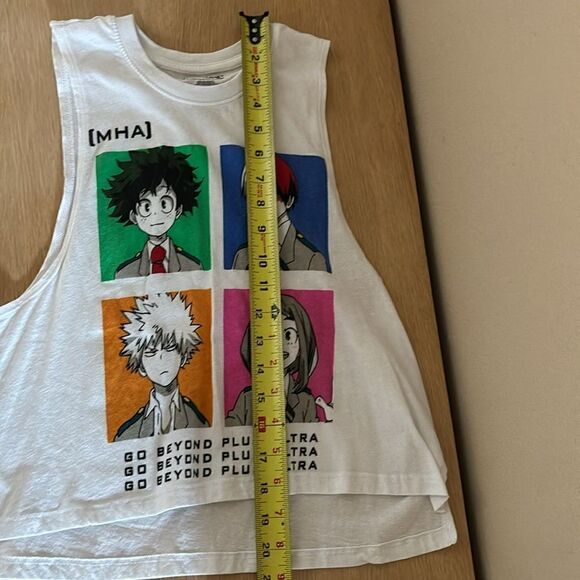 Hot‎ Topic Anime white tank top Crop Top medium - Picture 4 of 6